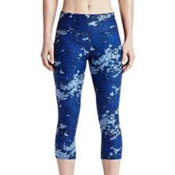 Nike Pants - Nike Ten Less Plastic bottles dri-fit crops